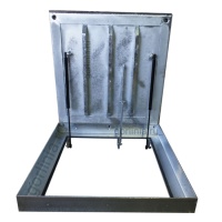 Люк под тротуарную плитку скрытый с покрытием горячим цинкованием с разъемными шарнирами и замком